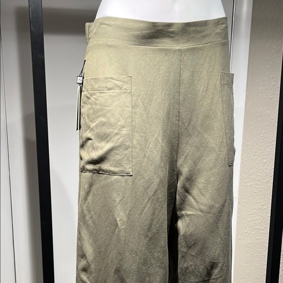 Clara Sun Woo Green Wide Leg Jumpsuit - Picture 2 of 11